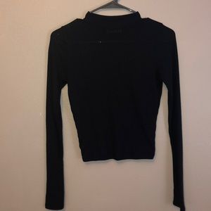 Long sleeve crop top